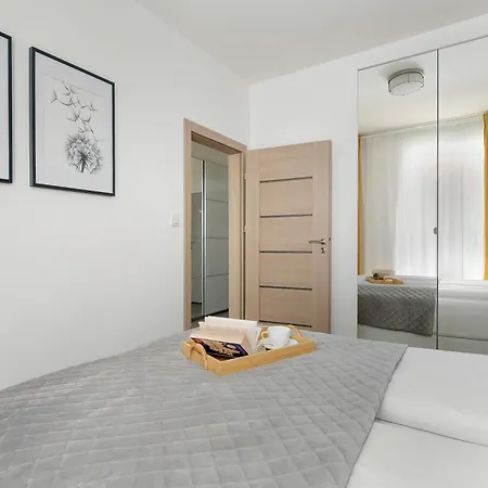 Ekskluzywny Blisko Centrum Z Balkonem I Parkingiem By Renters Prestige Poznań